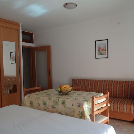 Vila Lola Apartmani Τρογκίρ Εξωτερικό φωτογραφία