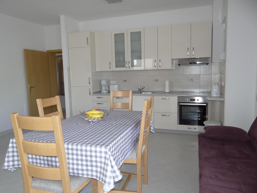 Vila Lola Apartmani Τρογκίρ Εξωτερικό φωτογραφία