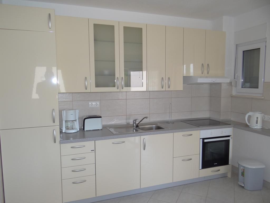 Vila Lola Apartmani Τρογκίρ Εξωτερικό φωτογραφία