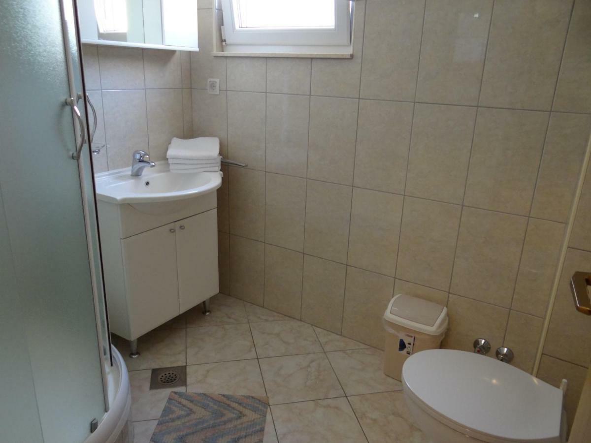 Vila Lola Apartmani Τρογκίρ Εξωτερικό φωτογραφία