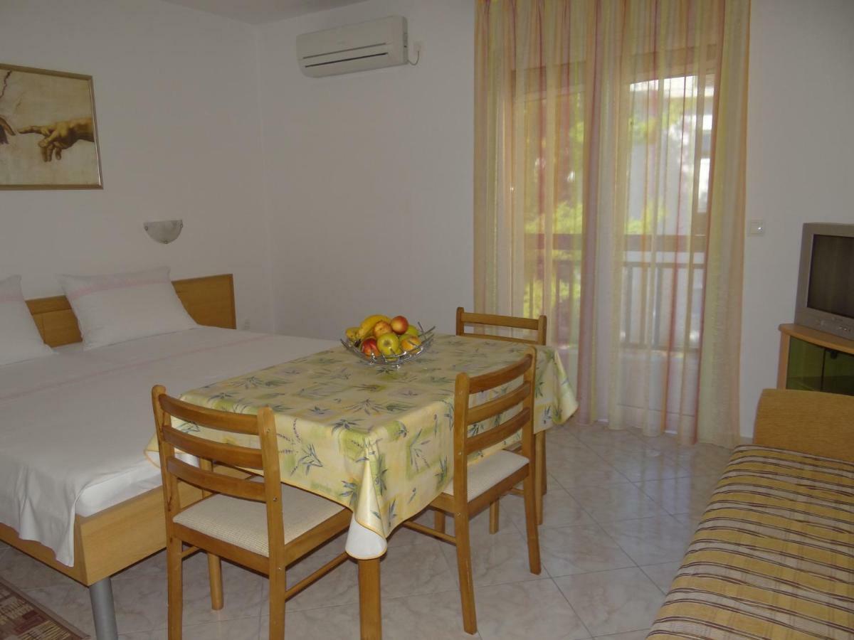 Vila Lola Apartmani Τρογκίρ Εξωτερικό φωτογραφία