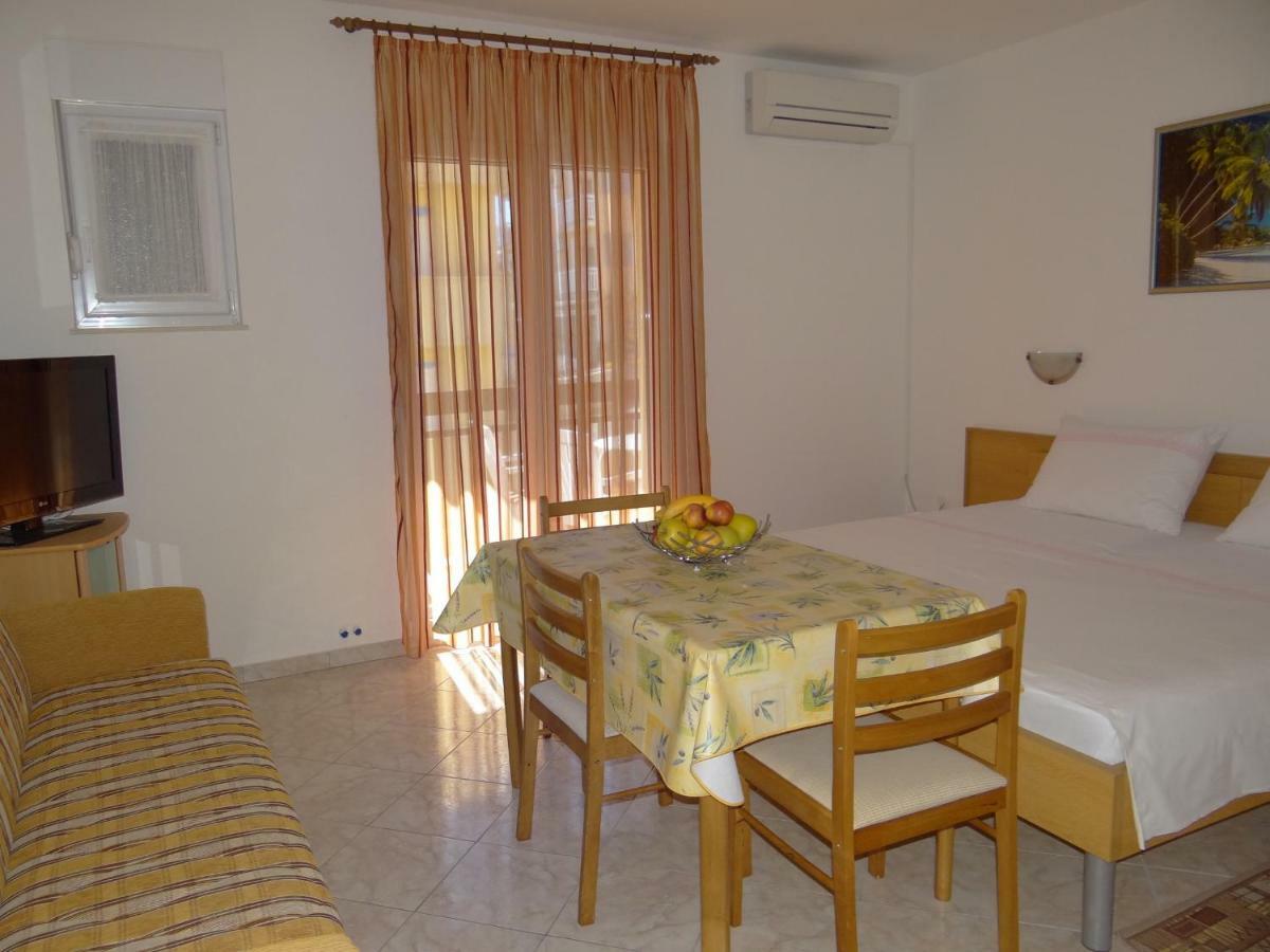 Vila Lola Apartmani Τρογκίρ Εξωτερικό φωτογραφία