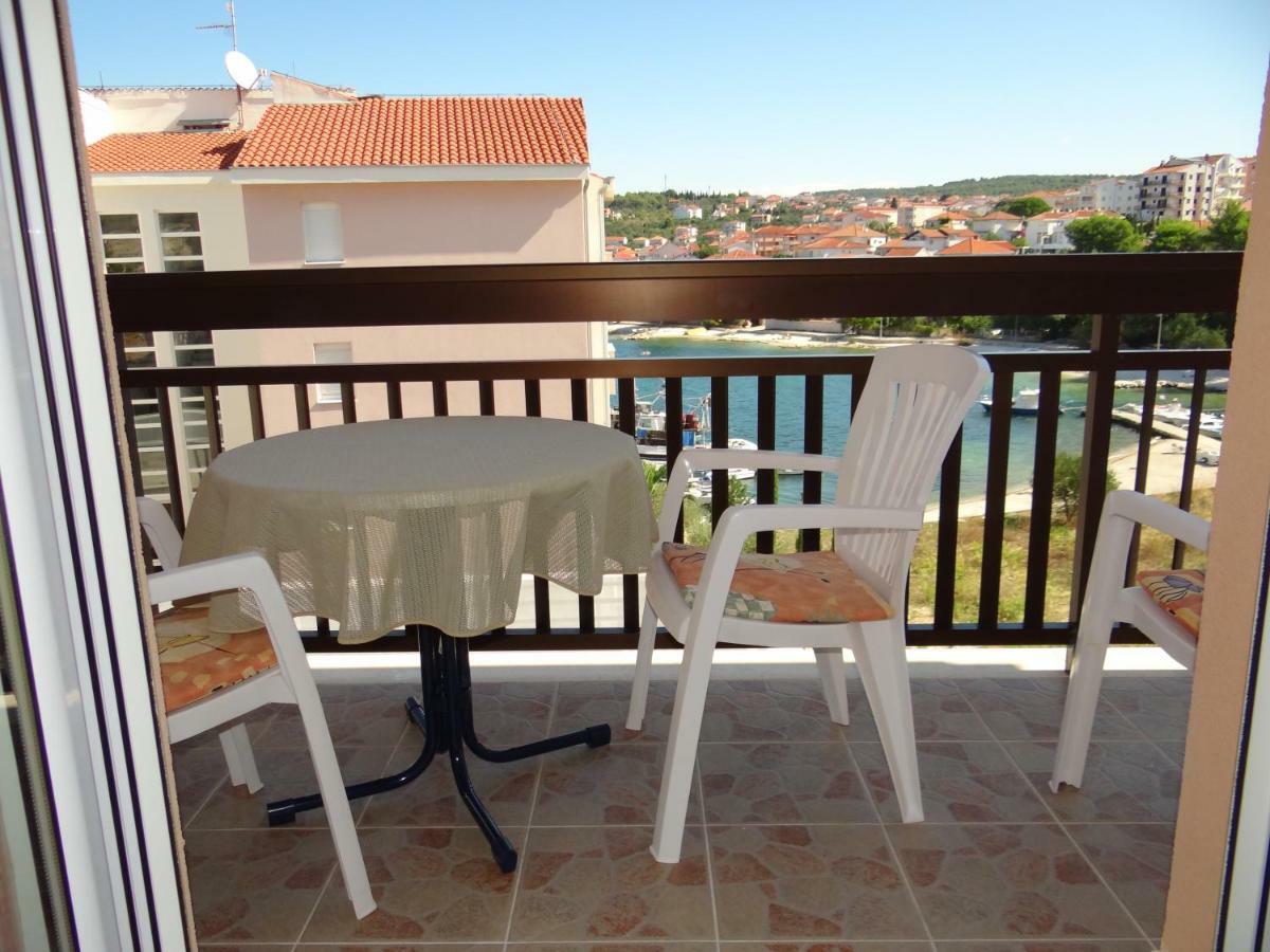 Vila Lola Apartmani Τρογκίρ Εξωτερικό φωτογραφία